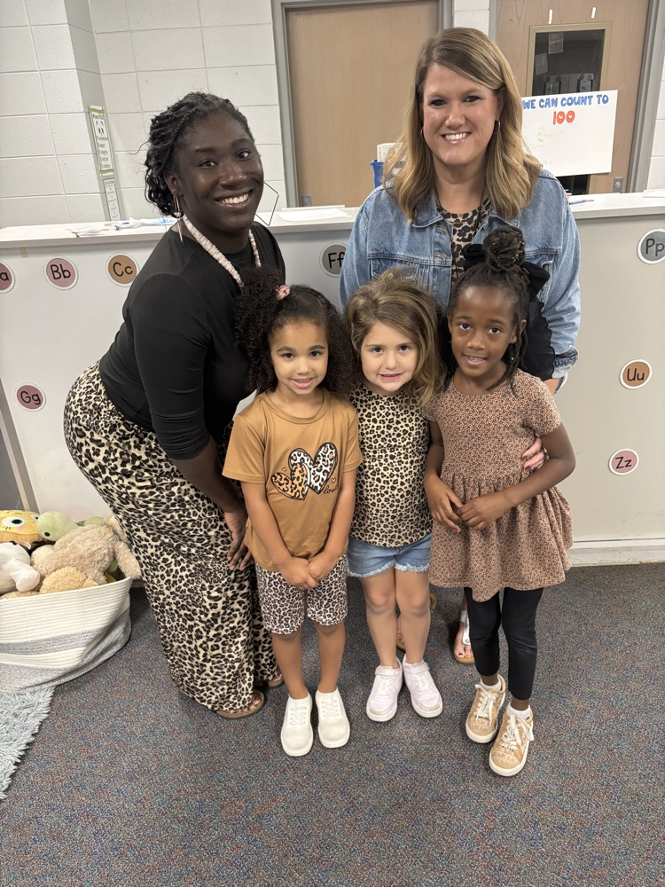 Mrs. Gore & Miss Paul’s class