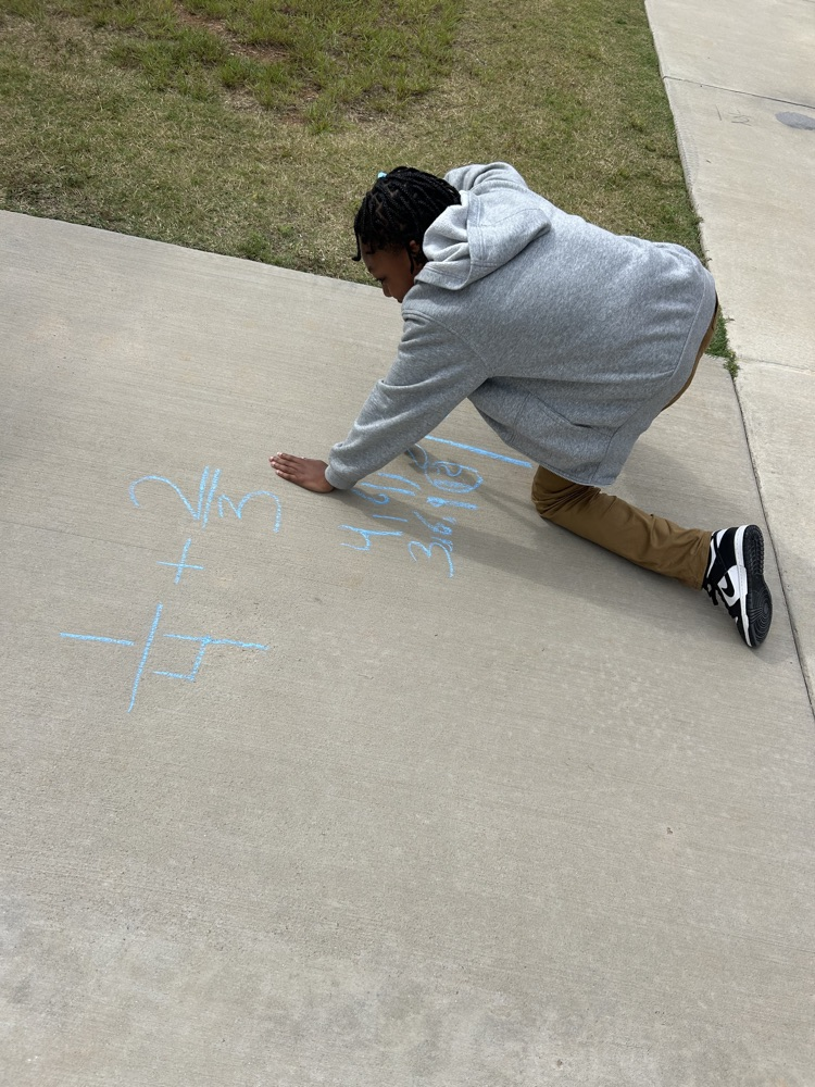 kids doing math 