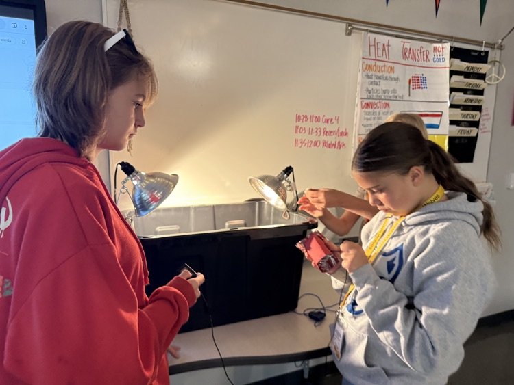 kids in science class