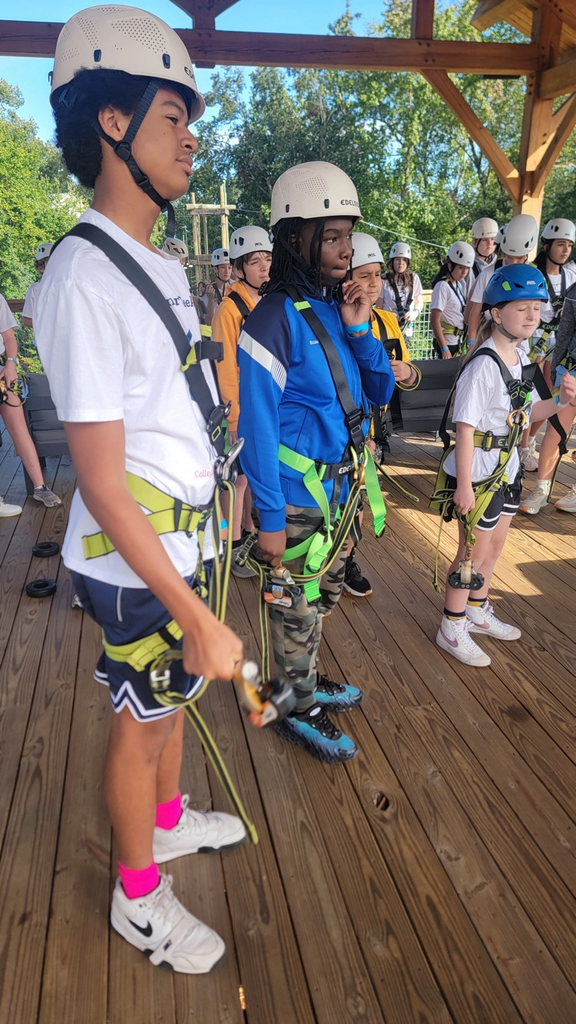 kids at obstacle course