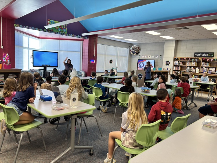 student council meeting 