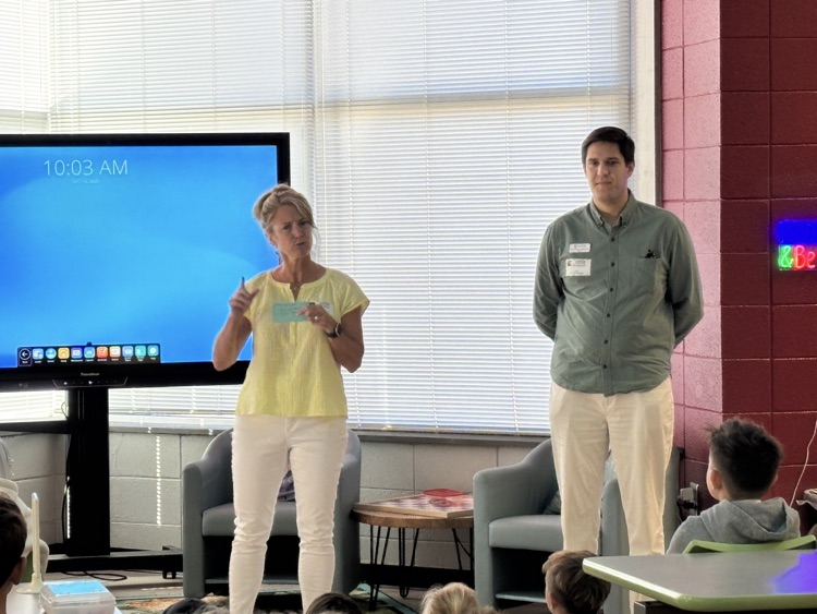 student council meeting 