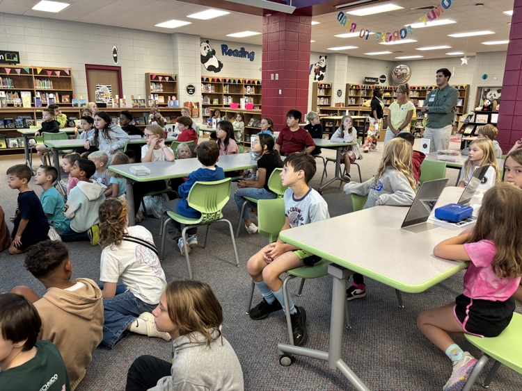 student council meeting 