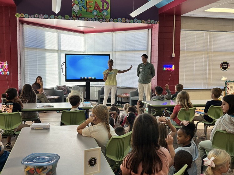 student council meeting 