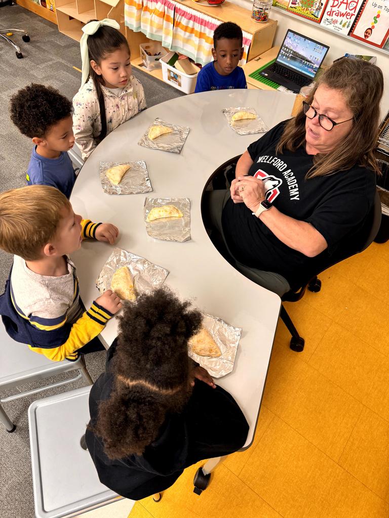 Guy's apple week in 4k