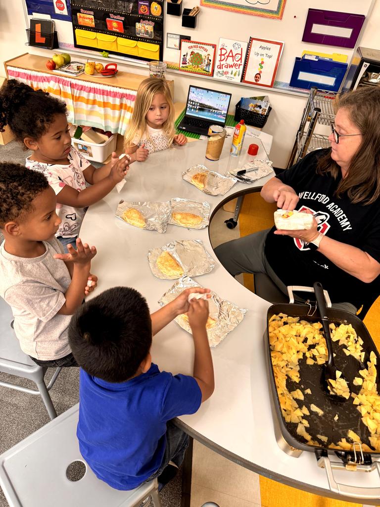 Guy's apple week in 4k