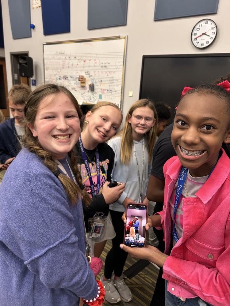 kids at chorus party