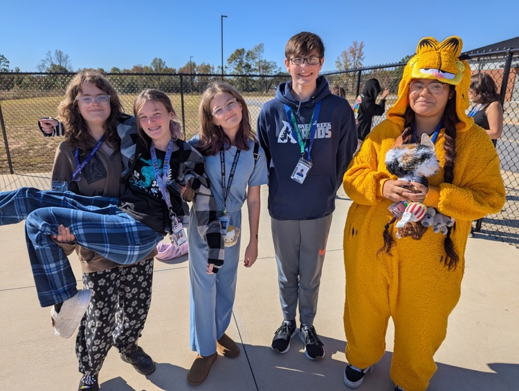 kids dressed in pajamas