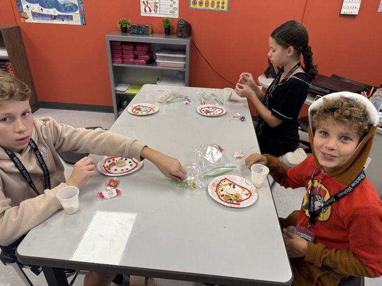 kids using food to create cells