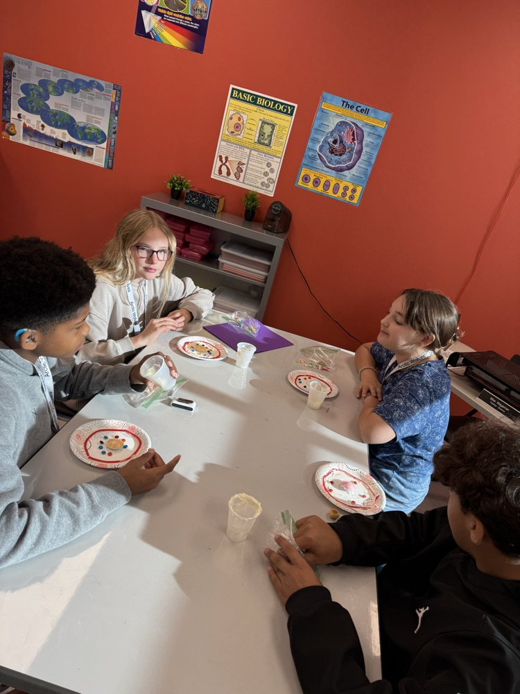 kids using food to create cells