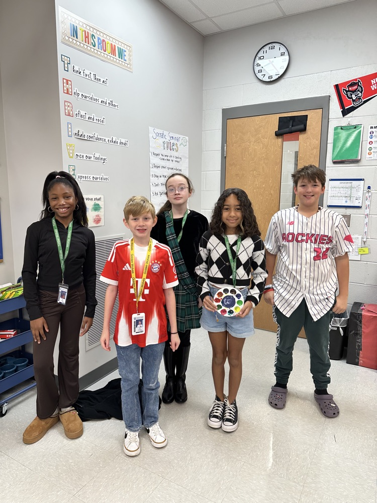 kids and teachers dressed as occupations