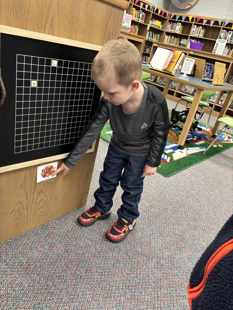 K4 Turkey Scavenger Hunt in the Library