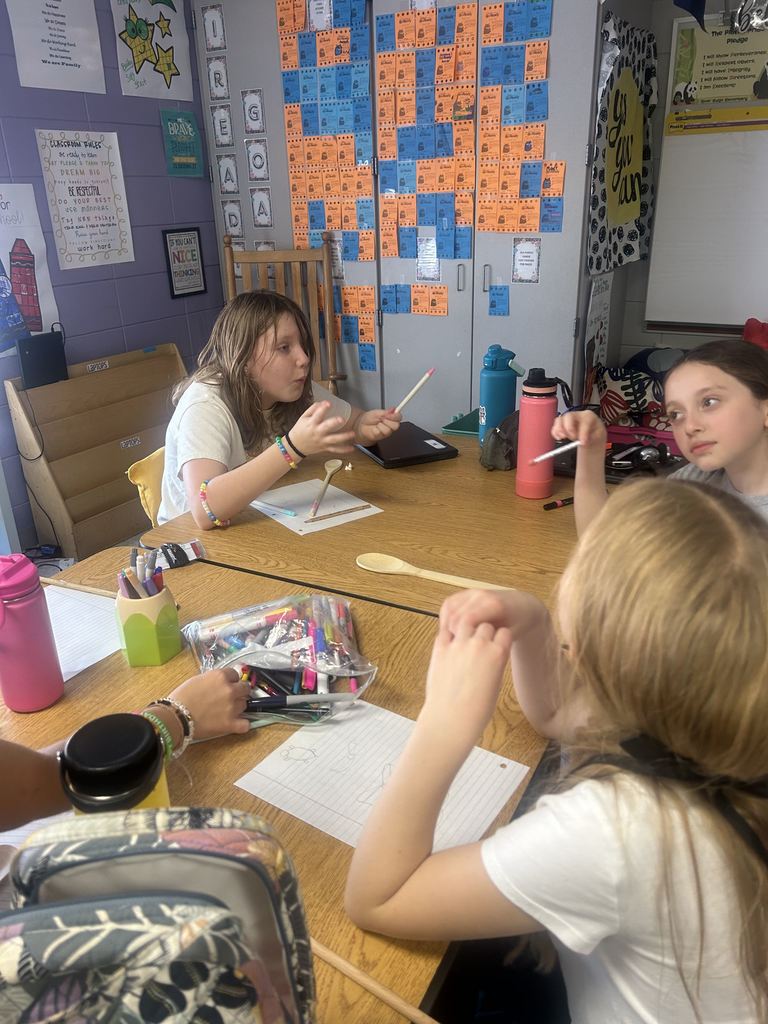 students got to make their own “spoon of thanks” to share with their families