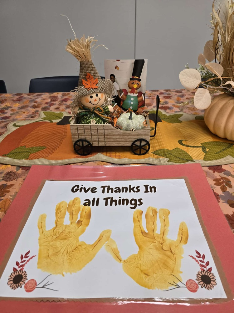 kids and adults at thanksgiving party 