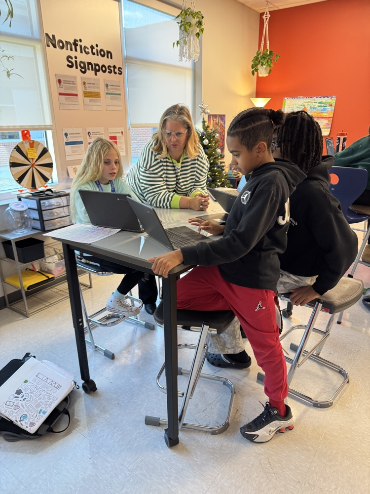 students working together 