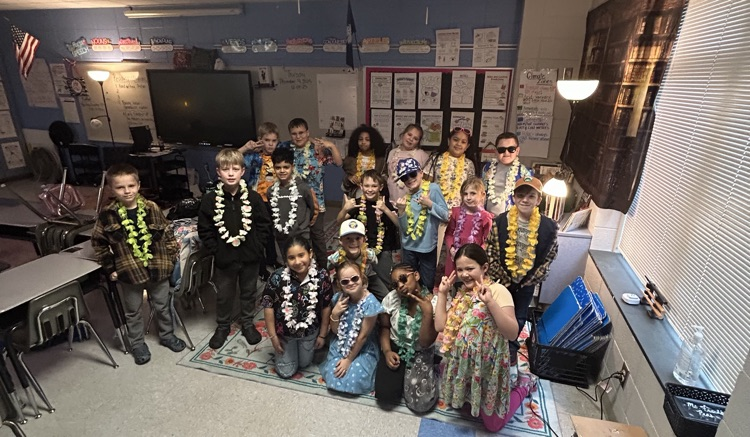 Students dressed for Christmas Vacation Day