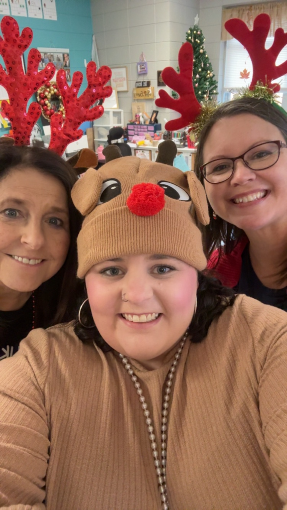 students dressed for Rudolph