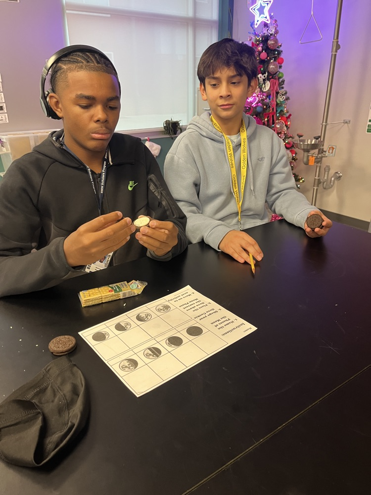 kids with Oreos and moon phases 