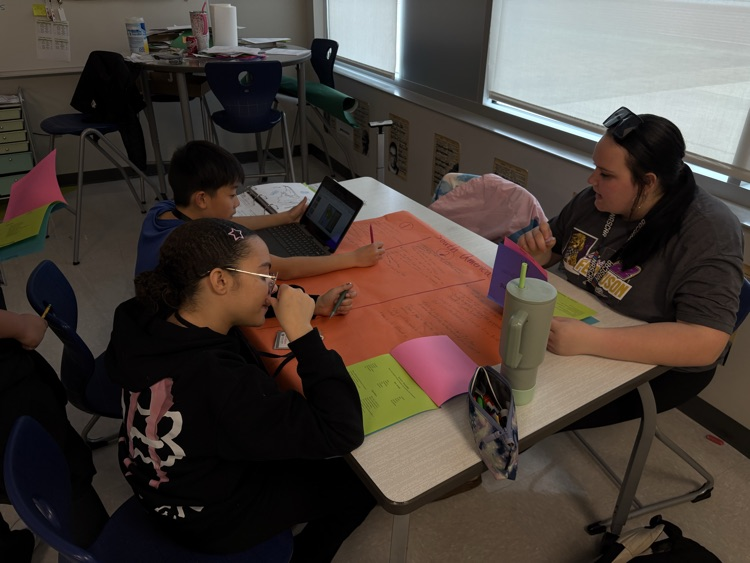 students working together 