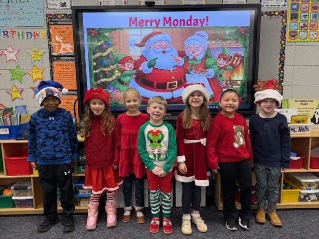 I t was a Merry Monday for Mrs. Wells' class!