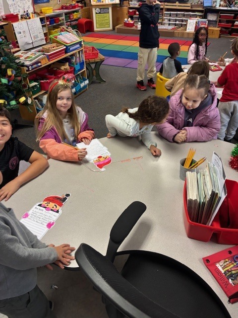 Mr. Jackson’s class came to help Mrs. Odom’s class write letters to Santa and eat candy canes! 