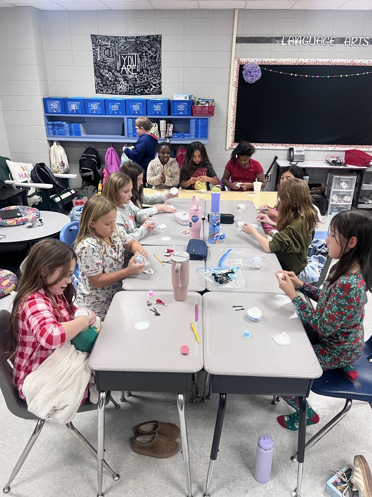 classroom holiday celebration 