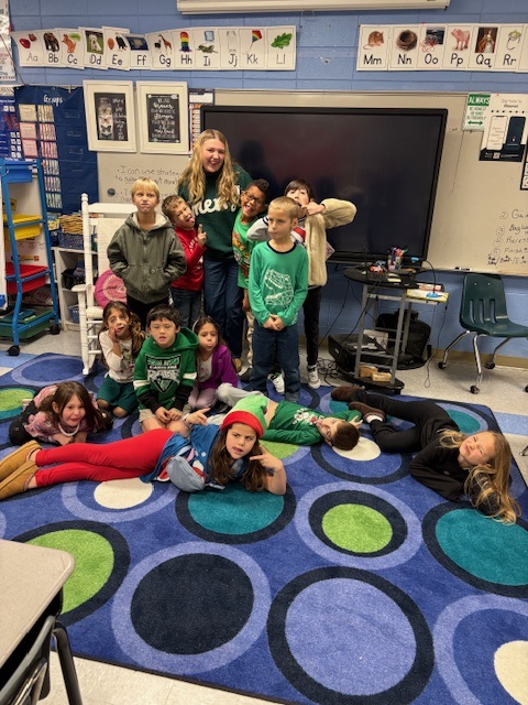 Today we had a special reader, Addie Huss. She shared, “The Night Before Christmas.” Then she stuck around to play board games with the class. 