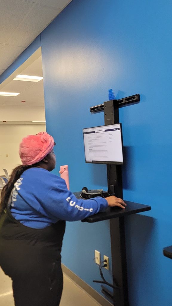 kids visiting the Walmart distribution center