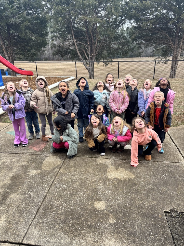 Mrs. Gore & Miss. Paul’s Class had fun going outside to “play” in the snow!! 