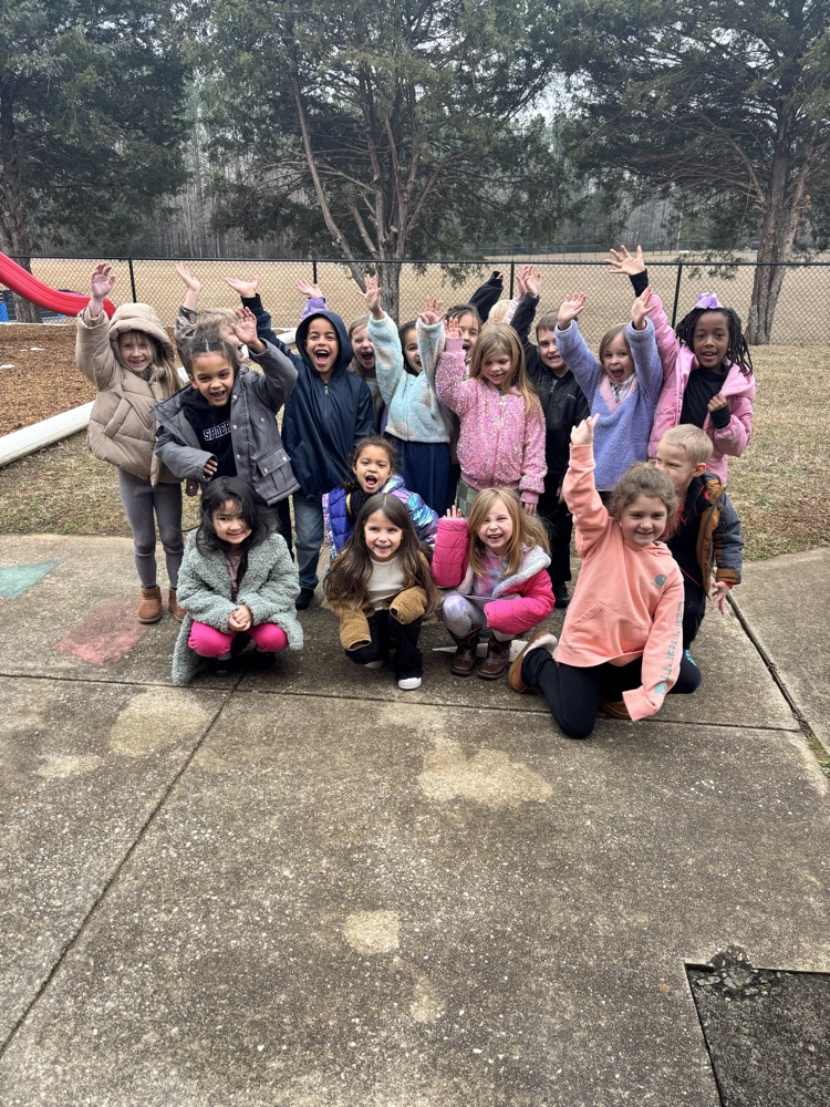 Mrs. Gore & Miss. Paul’s Class had fun going outside to “play” in the snow!! 