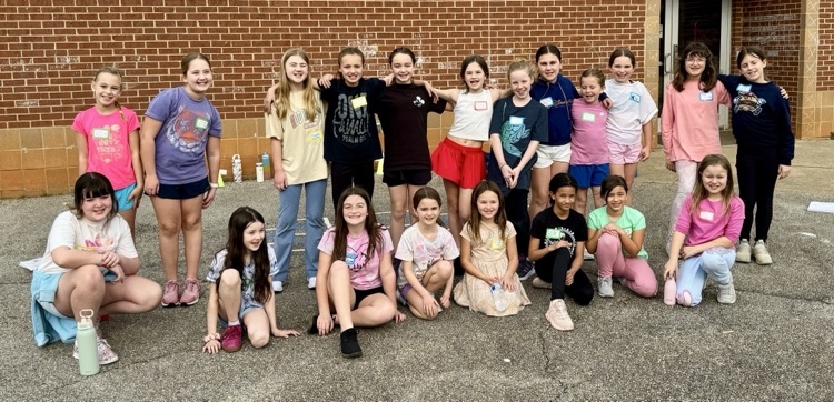 Our Girls on the Run Team had a great time at their first practice! 