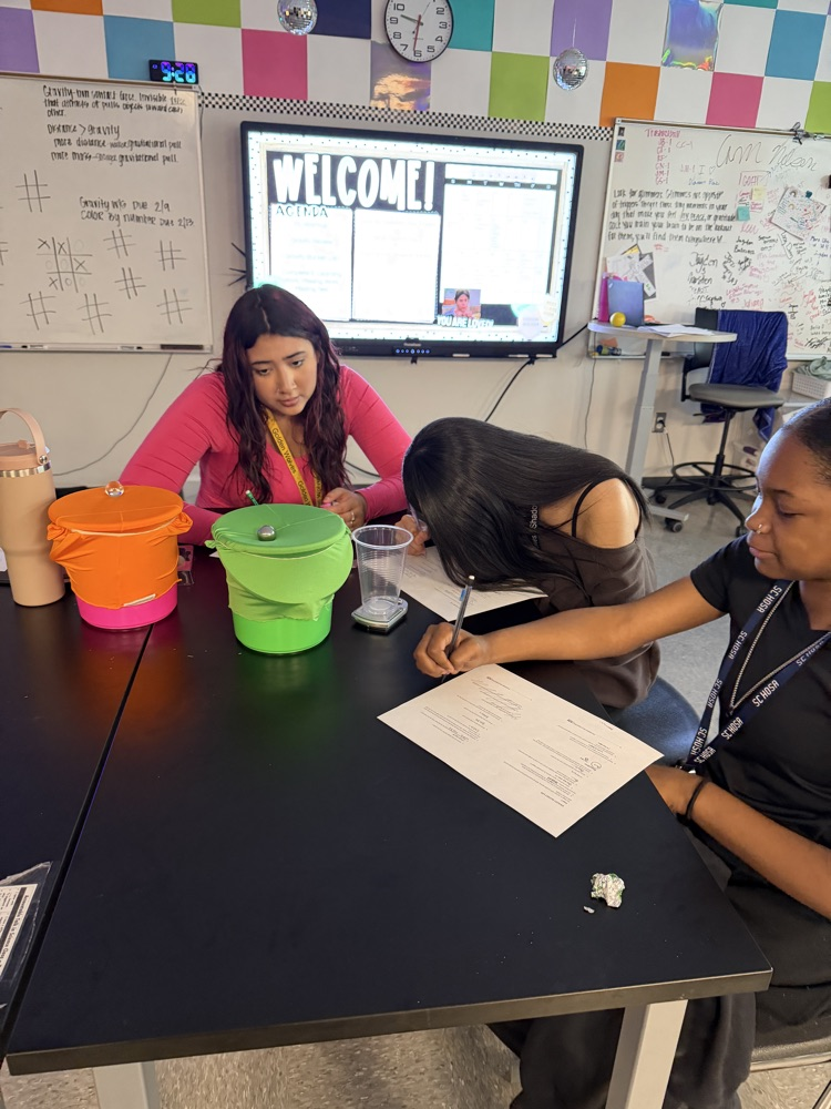 kids working in science 