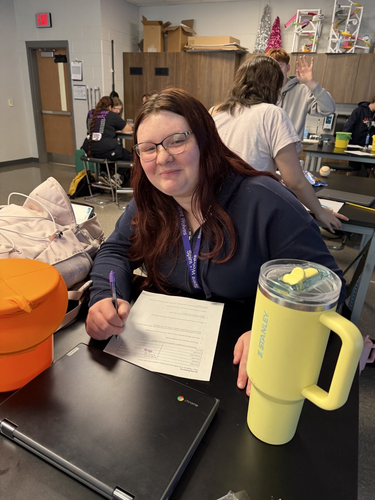 kids working in science 