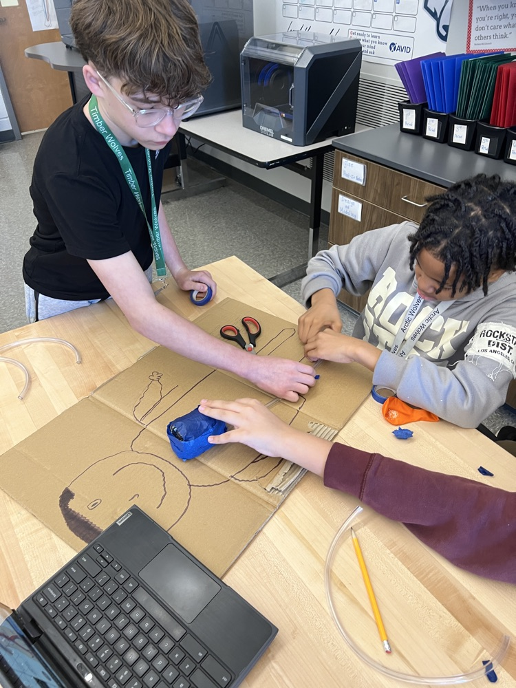 students in medical detectives class