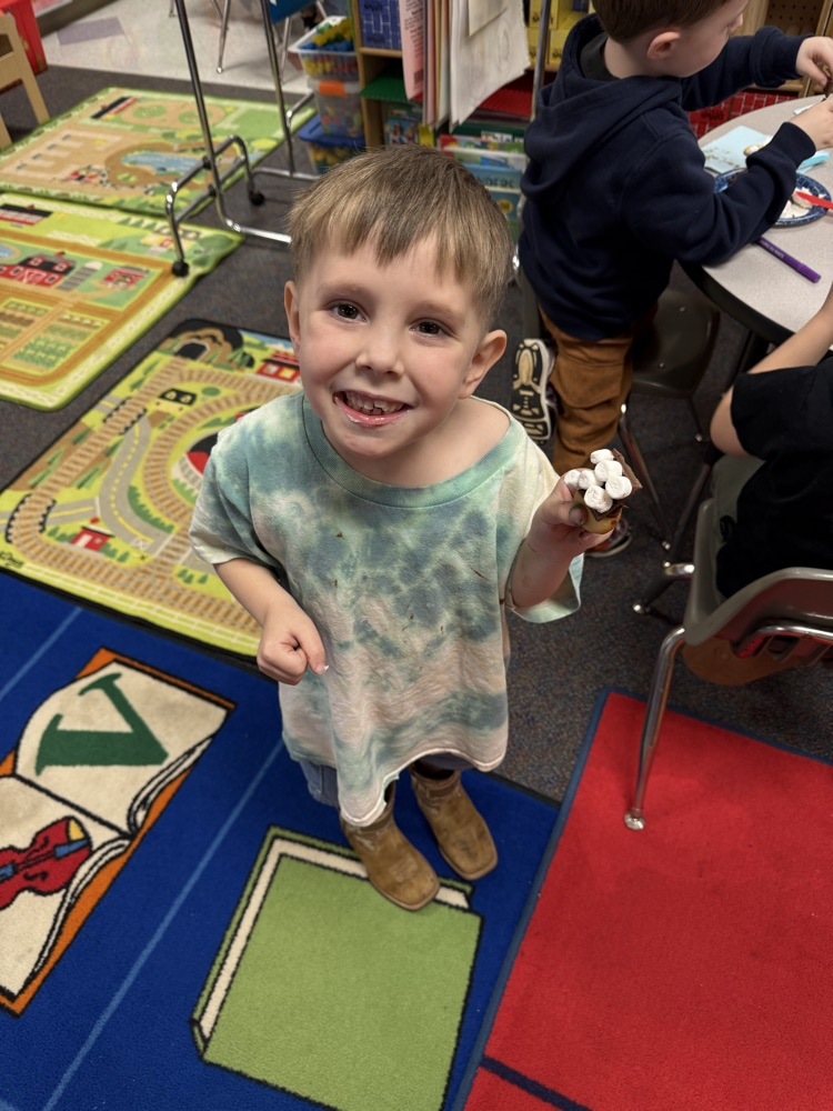 Miss Wheeler and Mrs. Wilber’s class had a sweet time celebrating President’s Day by making Presidential cookies in Cooking Class! 🇺🇸🍪 Learning + baking = the perfect recipe for fun! ❤️💙