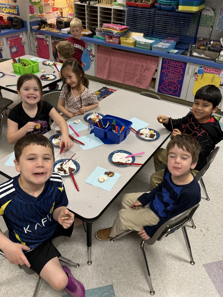 Miss Wheeler and Mrs. Wilber’s class had a sweet time celebrating President’s Day by making Presidential cookies in Cooking Class! 🇺🇸🍪 Learning + baking = the perfect recipe for fun! ❤️💙