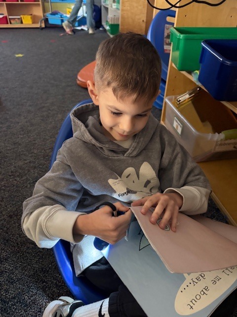 What’s better than reading in Mrs. Wells’ class? Reading by flashlight on Read Across America Day!