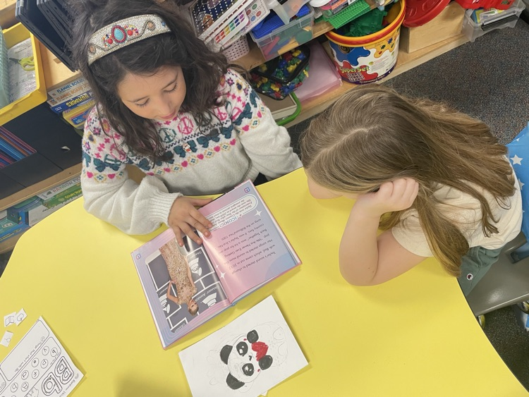 We had a blast celebrating Read Across America Week today by sharing a story, snack, and handmade card with our sweet reading buddies in Mrs. Harrington and Mrs. Arnold’s class.