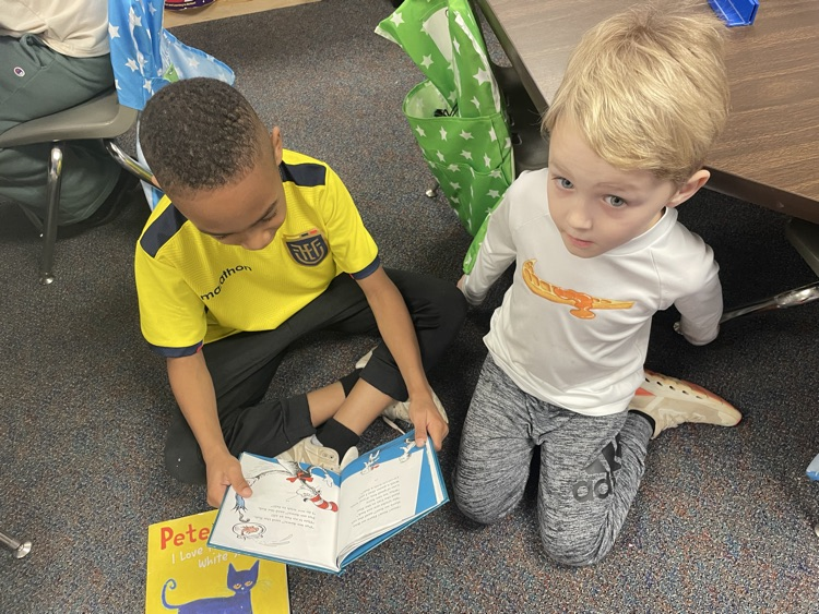 We had a blast celebrating Read Across America Week today by sharing a story, snack, and handmade card with our sweet reading buddies in Mrs. Harrington and Mrs. Arnold’s class.