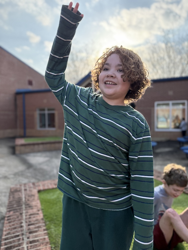 Cleveland’s class using the courtyard 