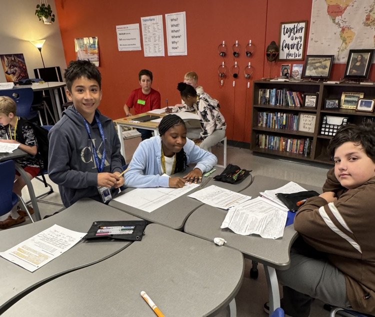 kids working on posters