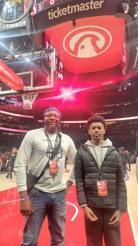 kids at the basketball game