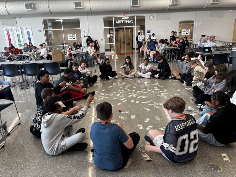 kids getting rewards