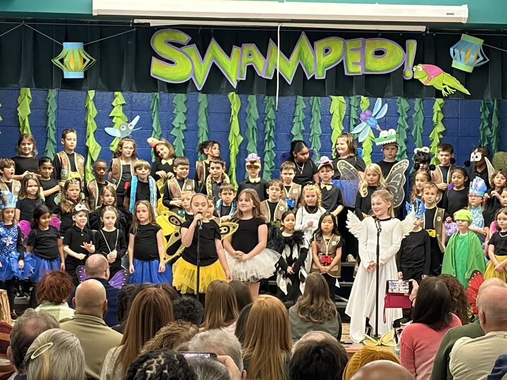 Last night's performance was a brilliant success! Congratulations to our talented First Graders. ⭐️