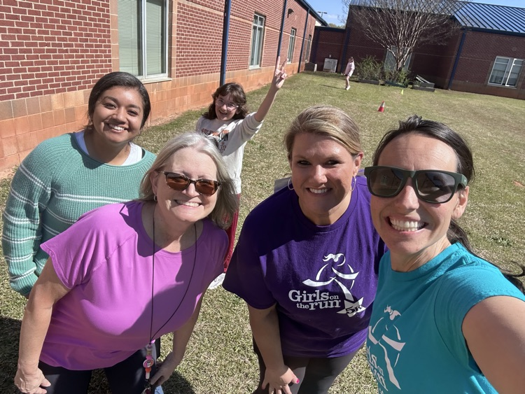 Our Girls on the Run team held their practice 5K yesterday and did an outstanding job!