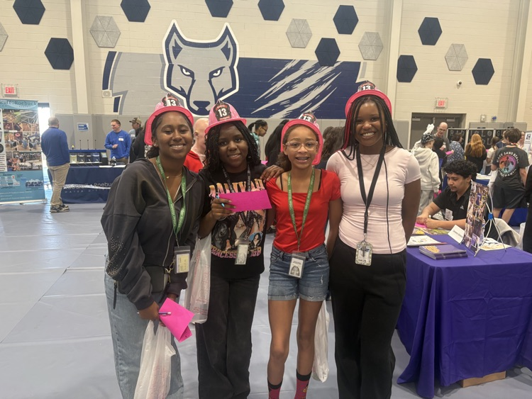 students at career fair