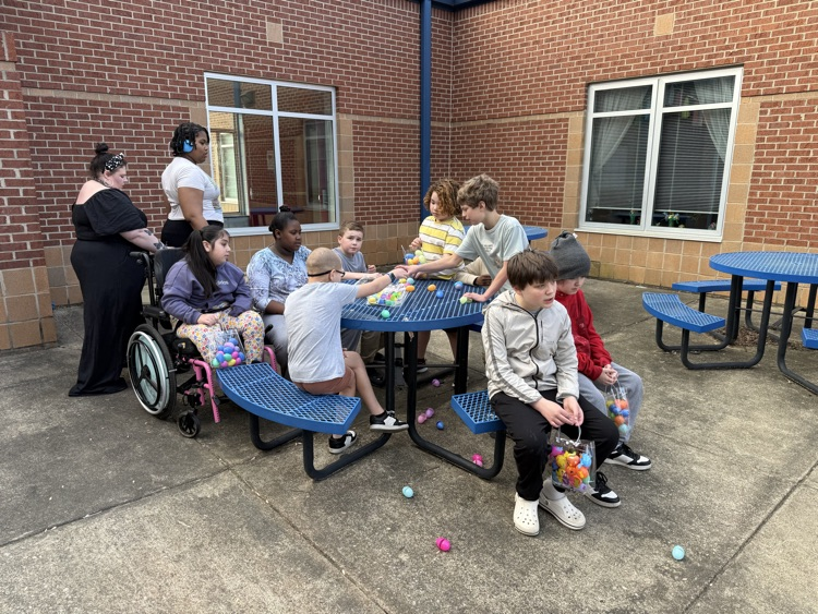 The champion egg hunters in Mrs. Cleveland’s class found all the ones hidden in the courtyard.  They even found some bunnies in their classroom!