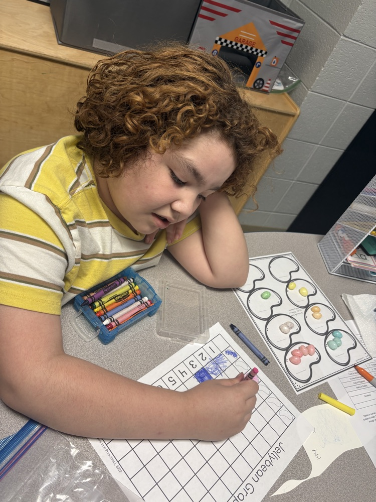 Mrs. Cleveland's students sorted and graphed jelly beans. What a yummy math lesson!
