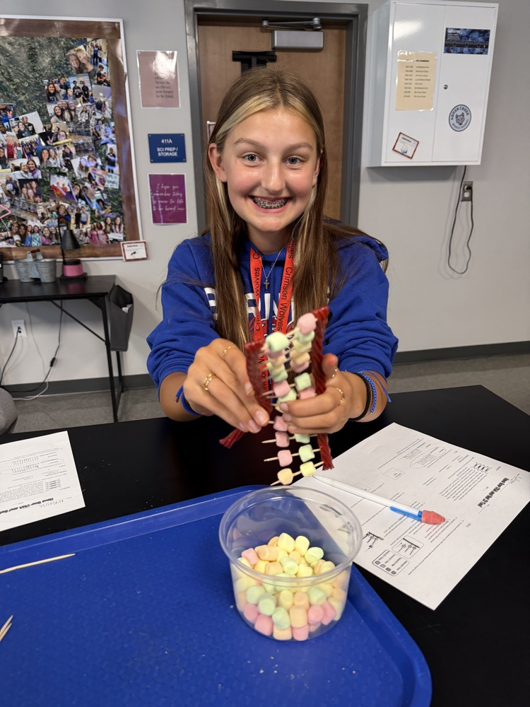 kids in science class 