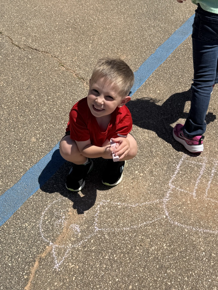 Yesterday, Ms. Wheeler and Mrs. Wilber’s class continued their ABC Countdown to Summer with the letter “C”! They celebrated with fun chalk activities, and the kiddos absolutely loved it!